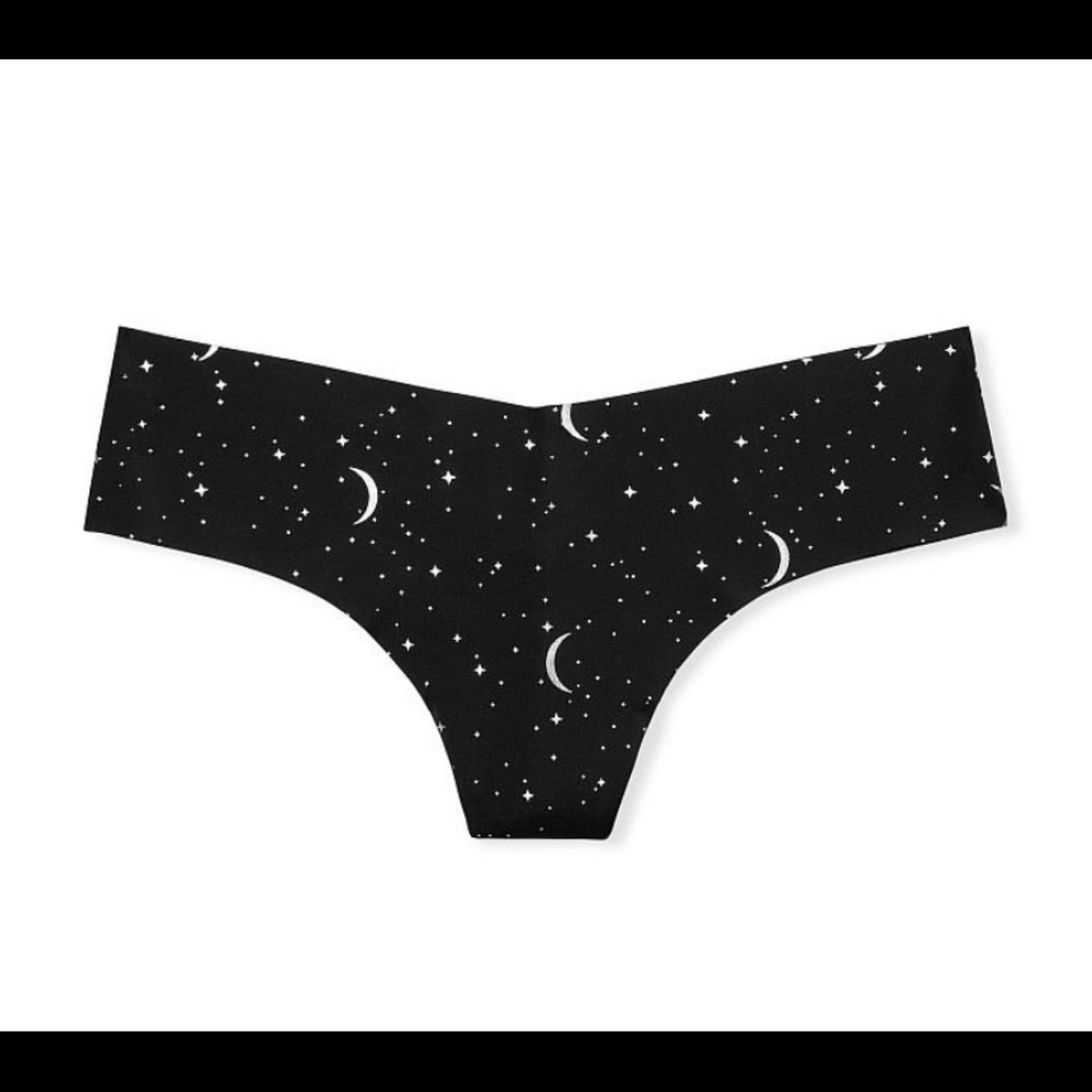 Victoria’s Secret: No-Show thong